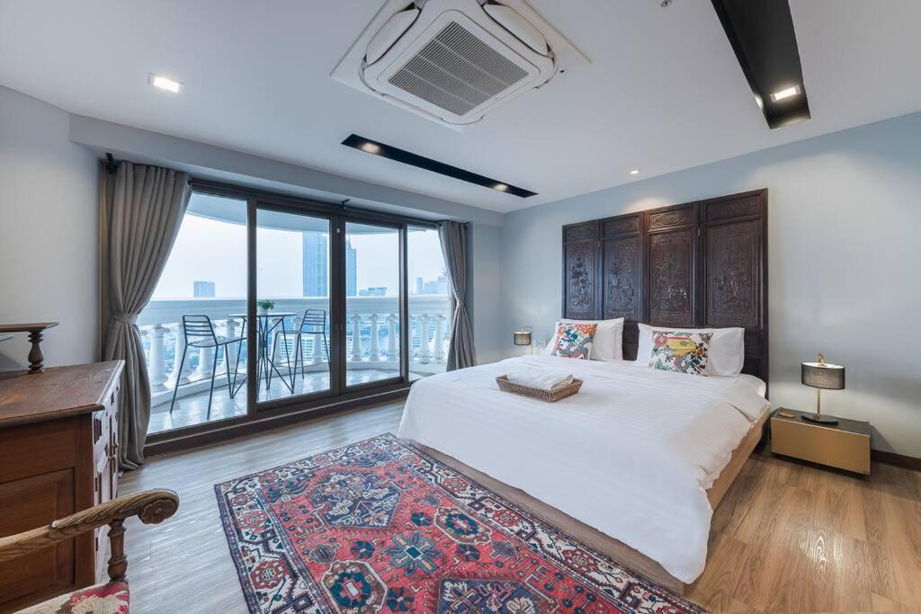 Central Bangkok, 5 Stars River View & Characteristic Decor Exterior photo