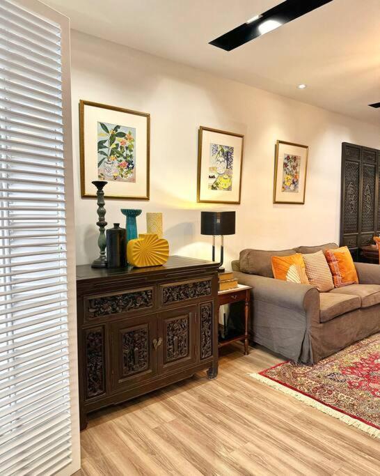 Central Bangkok, 5 Stars River View & Characteristic Decor Exterior photo
